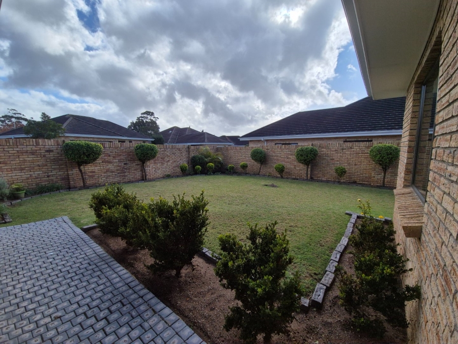 3 Bedroom Property for Sale in Weybridge Park Eastern Cape